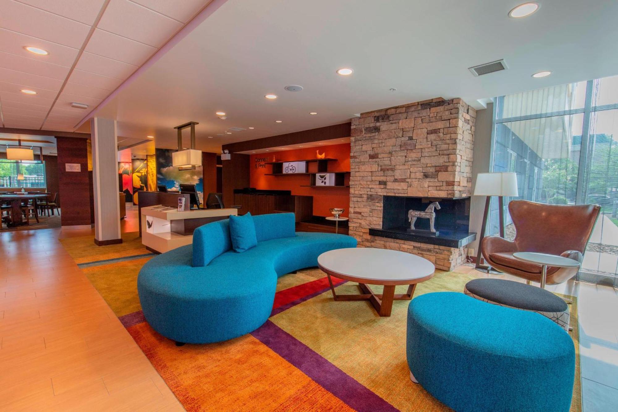 Fairfield Inn & Suites By Marriott Atlanta Woodstock Exterior foto