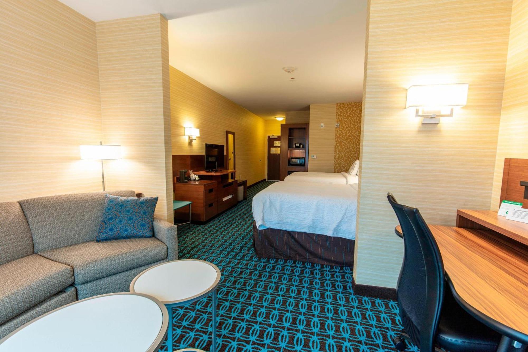 Fairfield Inn & Suites By Marriott Atlanta Woodstock Exterior foto